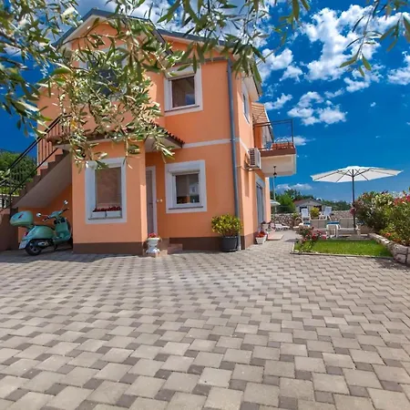 Haus Veronika 펜션